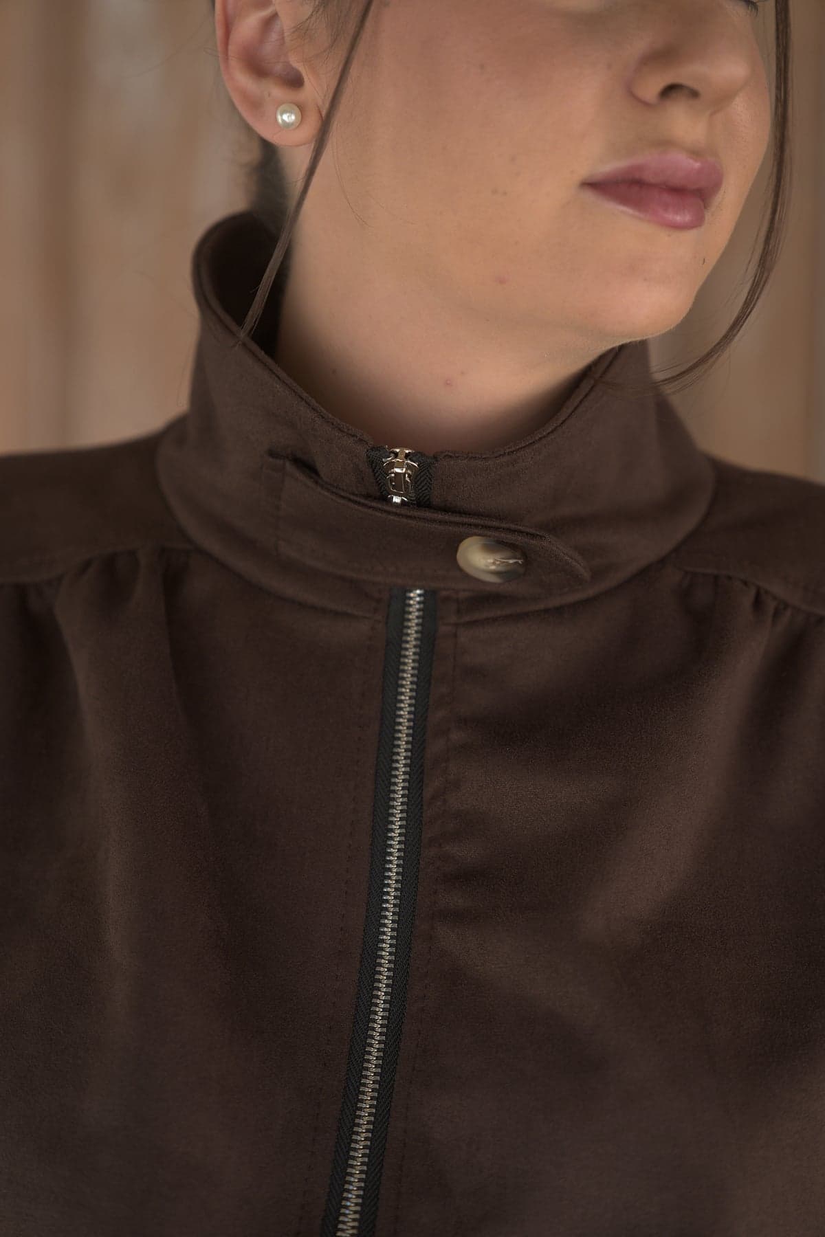 Chaqueta de ante marrón, detalle 1