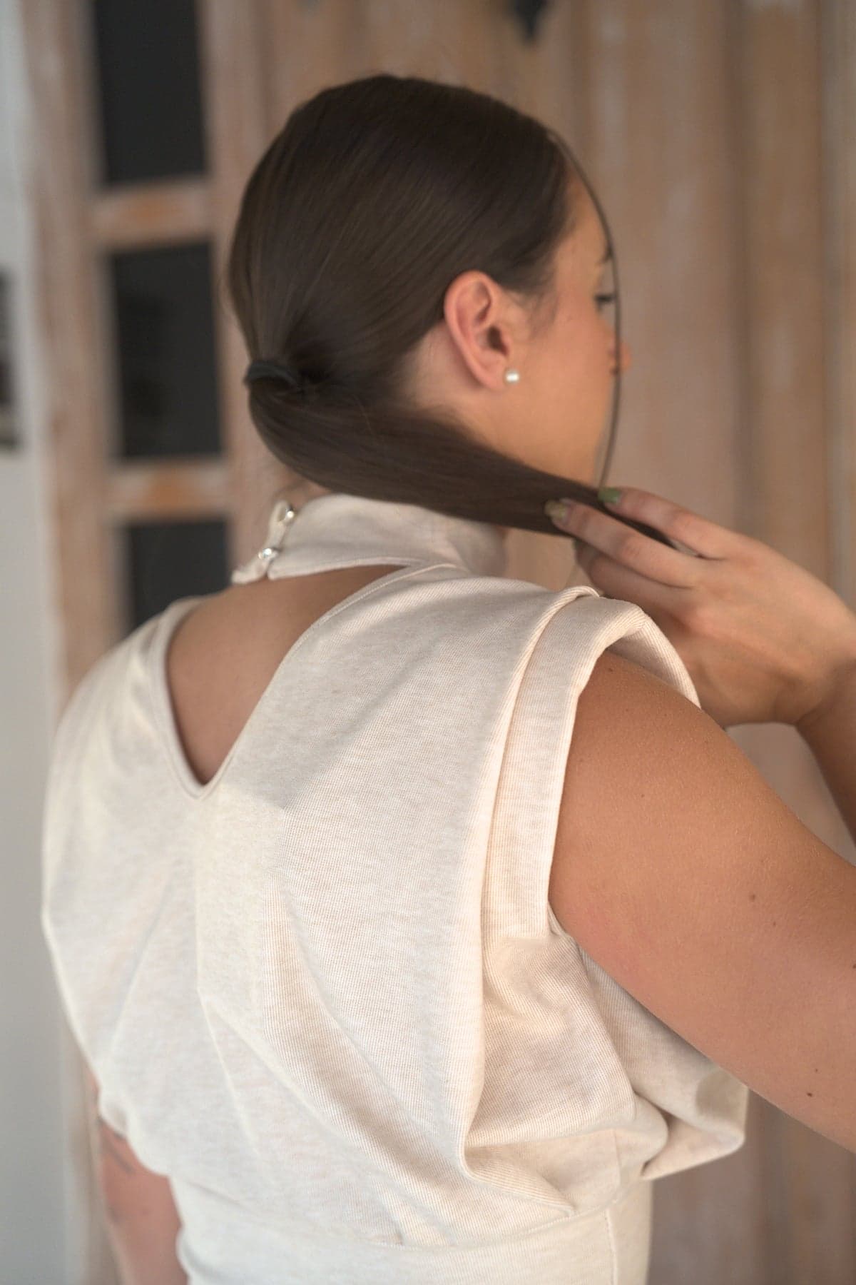 Conjunto crema estructurado, detalle 1
